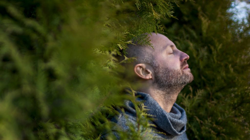 breathing to calm your mind